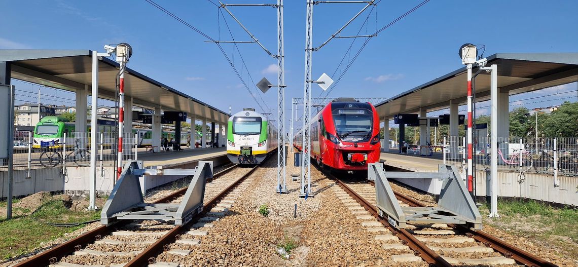 Utrudnienia na linii Dęblin-Otwock-Wawer i zmiany w rozkładzie pociągów Utrudnienia na linii Dęblin-Otwock-Wawer i zmiany w rozkładzie pociągów