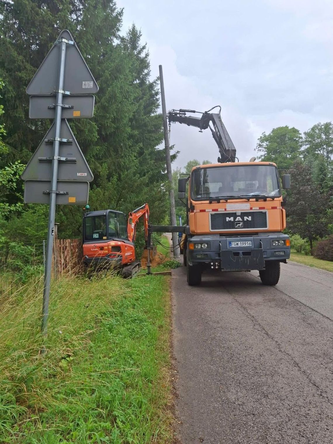 W Radachówce trwa rozbudowa oświetlenia. Powstanie 25 nowych lamp