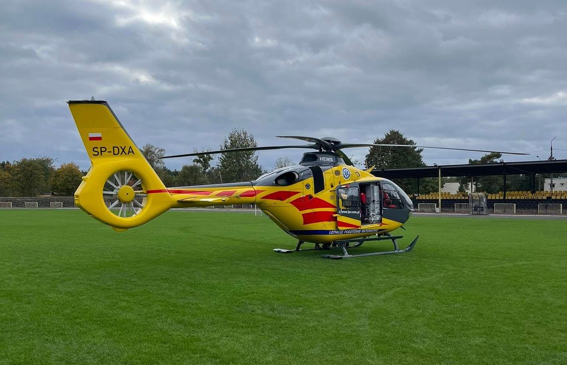 Wypadek na budowie nowego budynku w Otwocku. Wezwano śmigłowiec LPR Wypadek na budowie nowego budynku w Otwocku. Wezwano śmigłowiec LPR