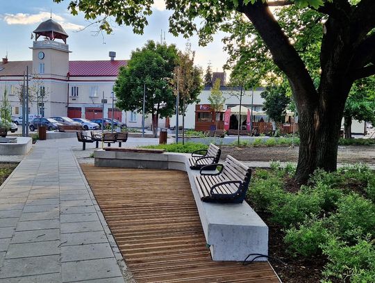 Tak zmienia się rynek w Karczewie [GALERIA ZDJĘĆ]