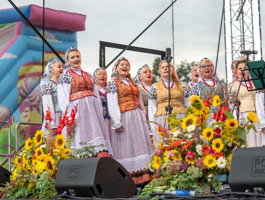 Dożynki i Owocobranie Sobienie Jeziory 2025 - fot. UG Sobienie Jeziory