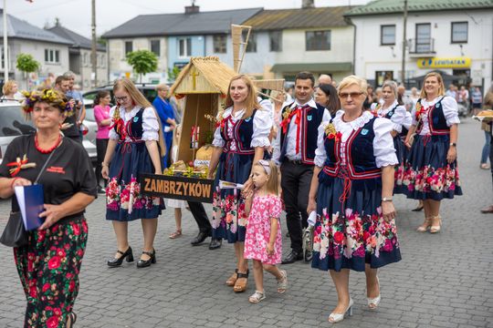Dożynki i Owocobranie Sobienie Jeziory 2025 - fot. UG Sobienie Jeziory (31).jpg