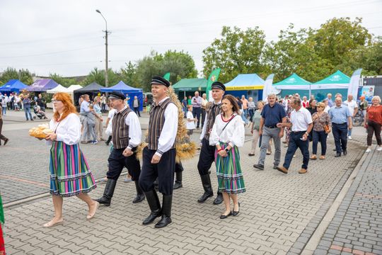 Dożynki i Owocobranie Sobienie Jeziory 2025 - fot. UG Sobienie Jeziory (40).jpg