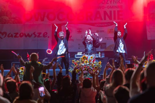 Dożynki i Owocobranie Sobienie Jeziory 2025 - fot. UG Sobienie Jeziory