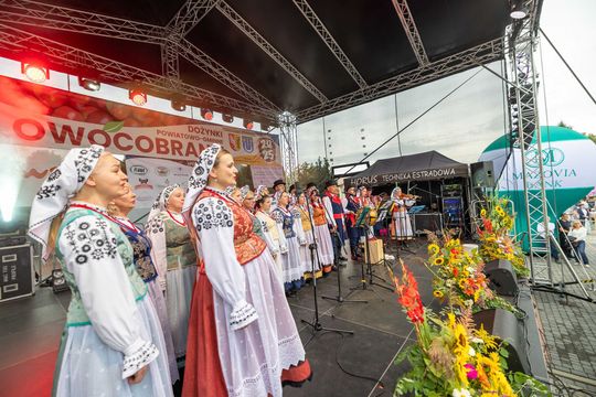 Dożynki i Owocobranie Sobienie Jeziory 2025 - fot. UG Sobienie Jeziory