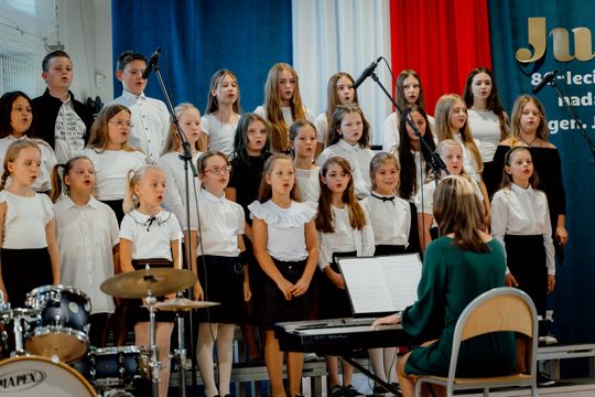 „Ósemka” świętuje 80 lat! Jubileusz pełen wspomnień