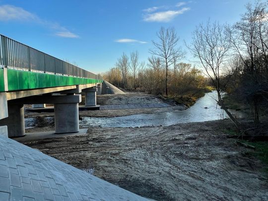 Nowy most na trasie 801 gotowy! Nowy most na trasie 801 gotowy!