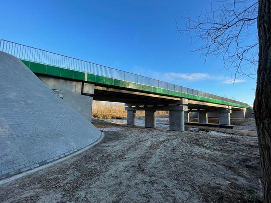 Nowy most na trasie 801 gotowy! Nowy most na trasie 801 gotowy!