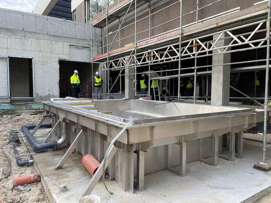 Budowa kompleksu basenów w Otwocku - listopad 2025 - fot. Agnieszka Jaskulska (39).jpg