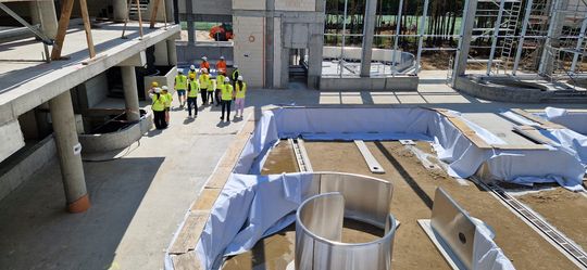 Zwiedzanie obiektu z basenami w Otwocku 2025 (30).jpg