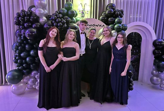 Studniówka 2026 - LO Gałczyńskiego Otwock - fot. LO  (5).jpg