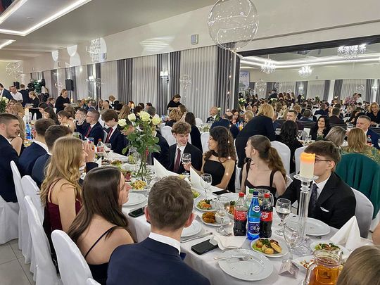 Studniówka 2026 - LO Gałczyńskiego Otwock - fot. LO  (34).jpg