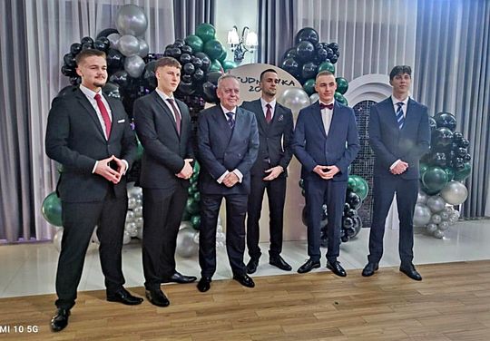 Studniówka 2026 - LO Gałczyńskiego Otwock - fot. LO  (42).jpg