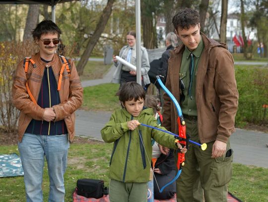 Niebieski dzień w centrum Otwocka