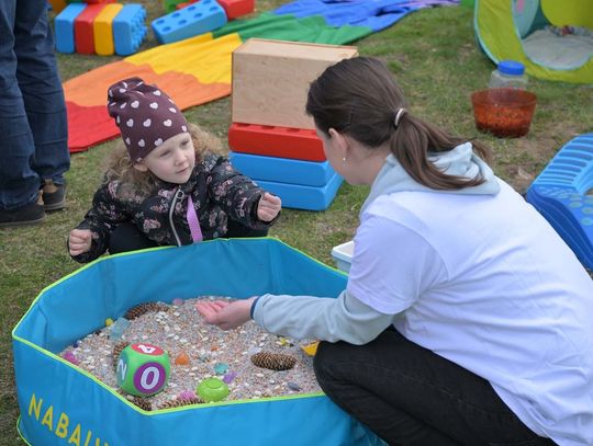Niebieski dzień w centrum Otwocka