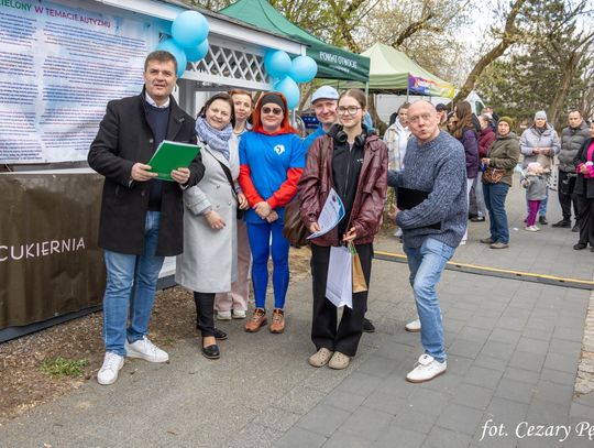 Niebieski dzień w centrum Otwocka