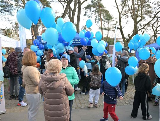 Niebieski dzień w centrum Otwocka