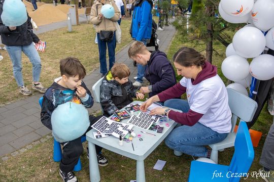 Niebieski dzień w centrum Otwocka