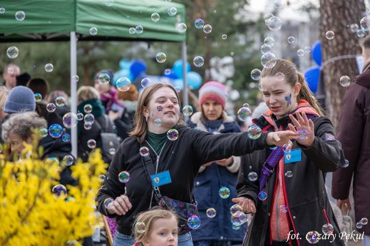 Niebieski dzień w centrum Otwocka