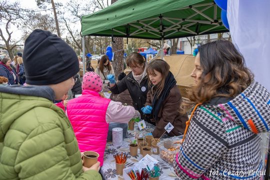 Niebieski dzień w centrum Otwocka