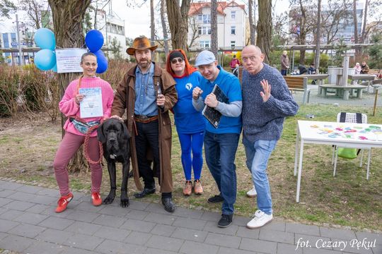 Niebieski dzień w centrum Otwocka