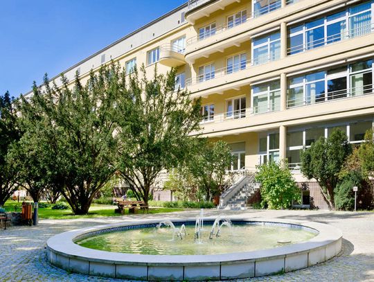 Spacer po dawnym sanatorium wojskowym ECZ w Otwocku