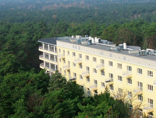 Spacer po dawnym sanatorium wojskowym ECZ w Otwocku