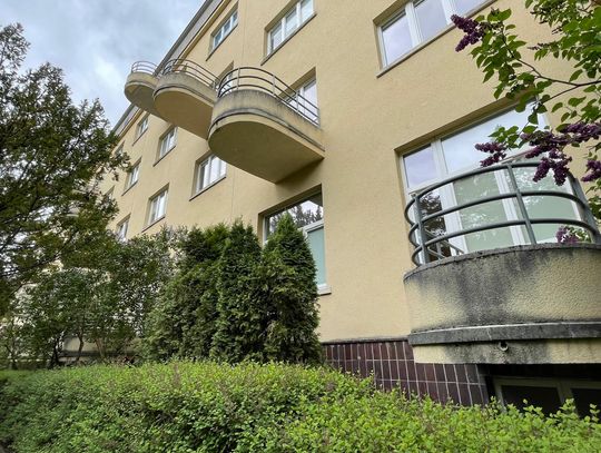 Spacer po dawnym sanatorium wojskowym ECZ w Otwocku - fot. Agnieszka Jaskulska