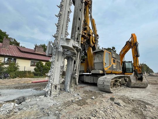 Budowa wiaduktu, tuneli i mostów. Tak zmienia się linia otwocka - GALERIA [51]